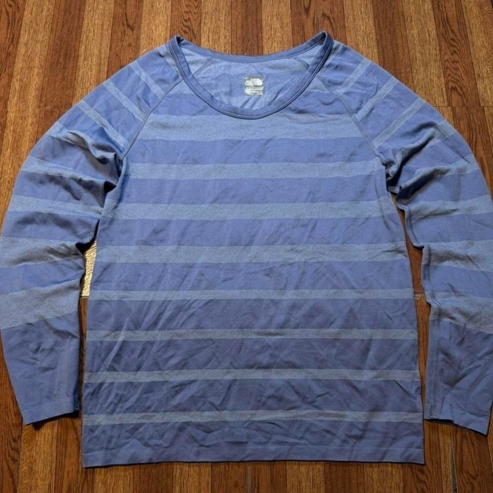 The North Face Blue Striped Women's Retro Tech Sleeve Shirt Large